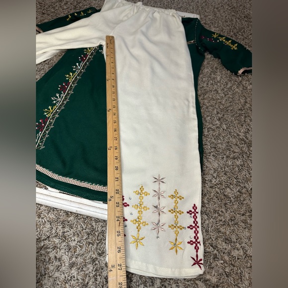 Indian green and ivory embroidered pant and shirt set ✨ size medium never worn ✨ - Picture 7 of 13